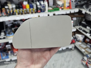 STAKLO RETROVIZORA POLO 05-09, OCTAVIA 04-09