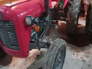 Traktor imt  533