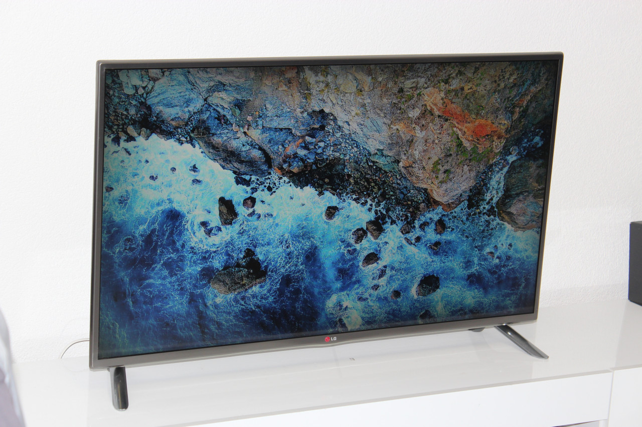 LG Smart TV 47" Full HD LED Web OS 500 Hz Wi-Fi Youtube