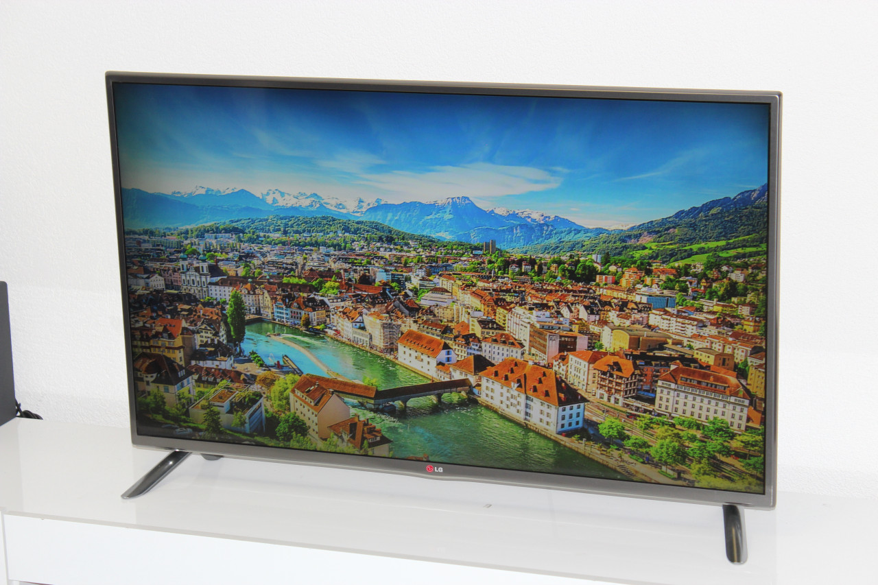 LG Smart TV 47" Full HD LED Web OS 500 Hz Wi-Fi Youtube