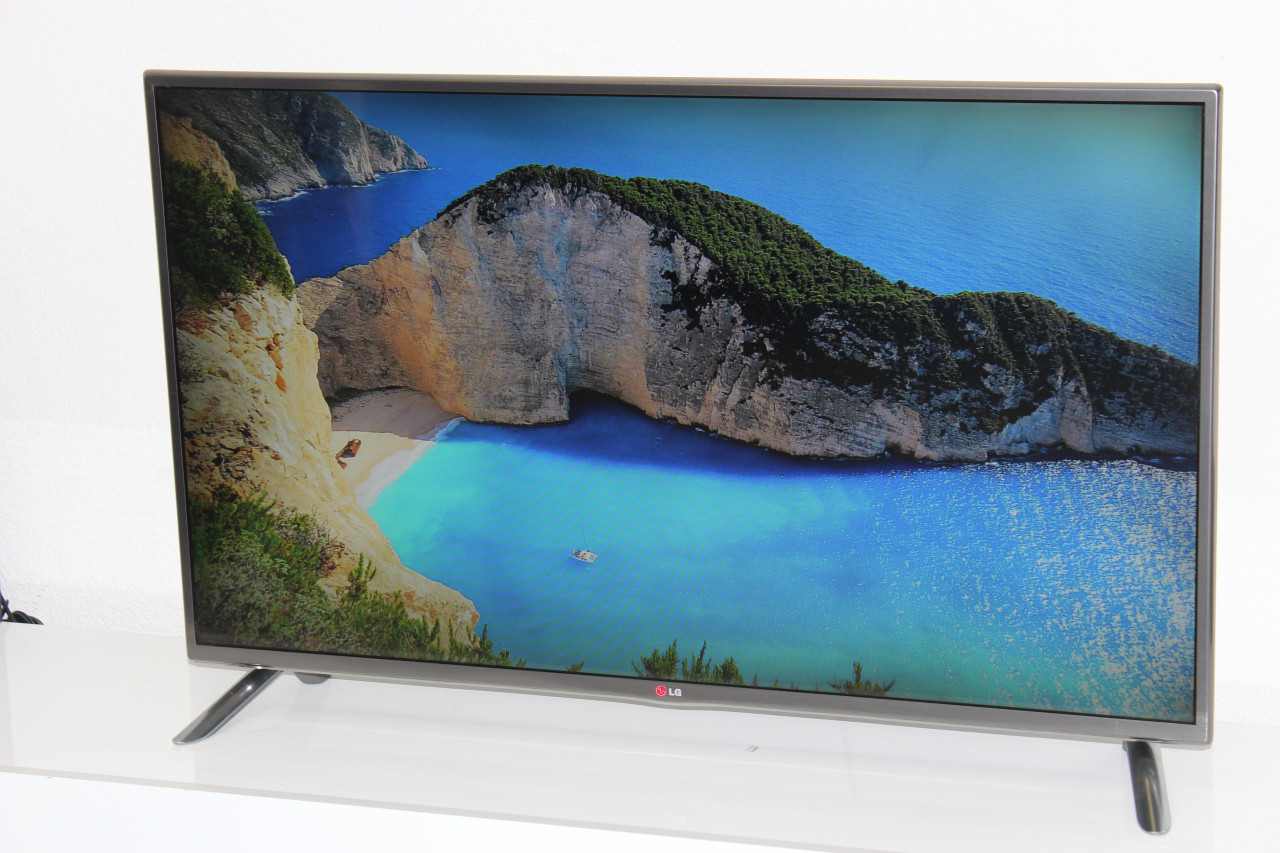 LG Smart TV 47" Full HD LED Web OS 500 Hz Wi-Fi Youtube