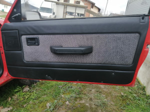 Tapacirunzi peugeot pezo 205