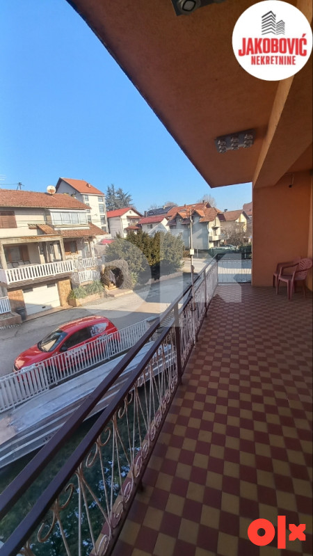 Kuća spratnosti Pr+1S+Pot u naselju Rosulje 12