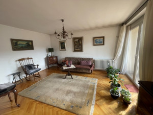 Prostran trosoban stan u centru, Zenica