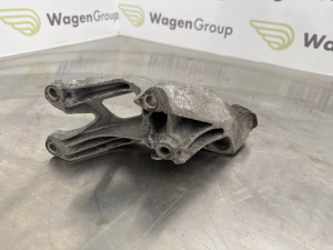 Nosac motora Audi A4