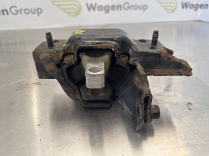 Nosac motora Audi A1 2012