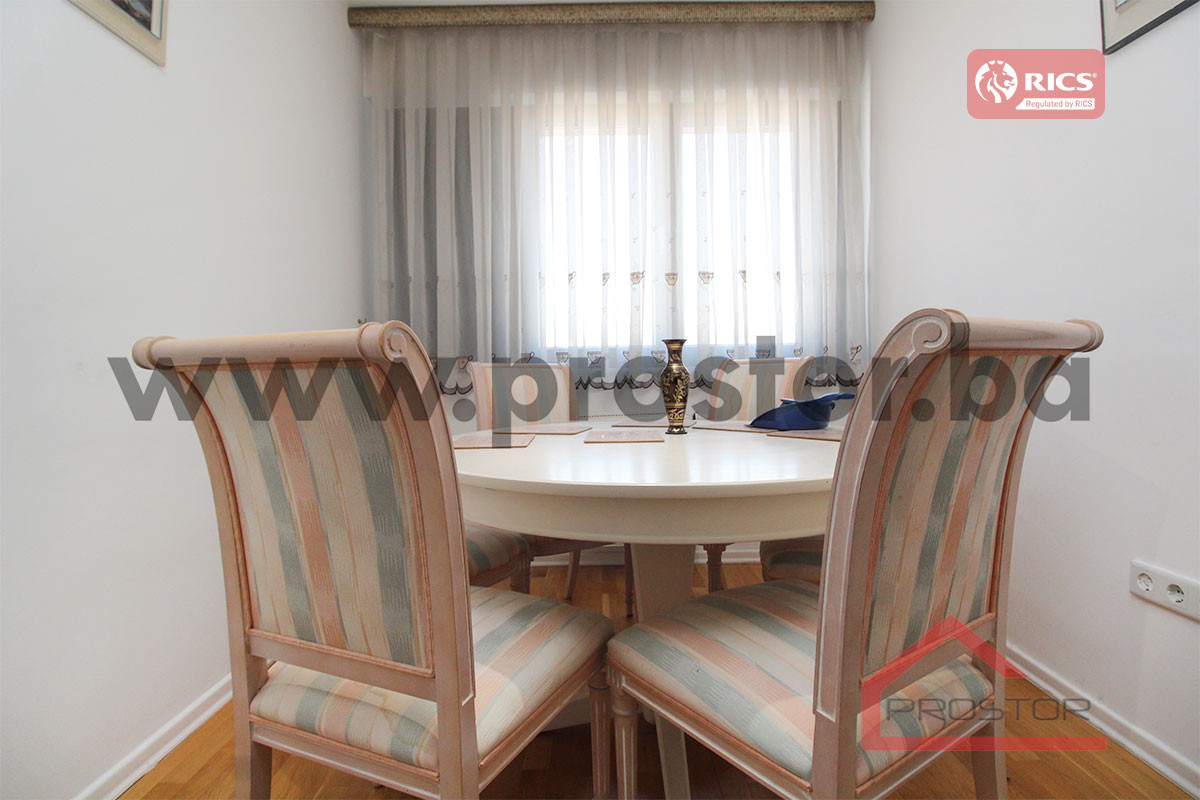 PROSTOR prodaje:Trosoban stan sa terasom od 80m2, Stari Grad 7