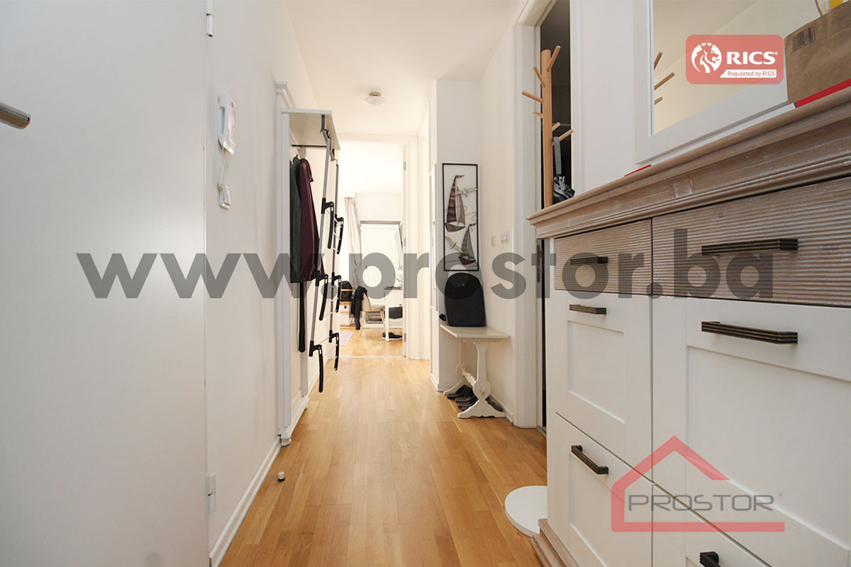 PROSTOR prodaje:Trosoban stan sa terasom od 80m2, Stari Grad 18