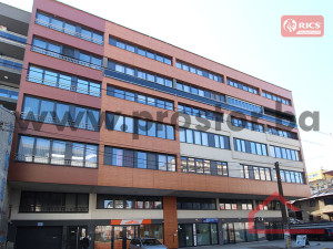 PROSTOR prodaje:Trosoban stan sa terasom od 80m2, Stari Grad