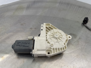 Motoric podizaca stakla z.d Audi A6 4F (fotografija 2)