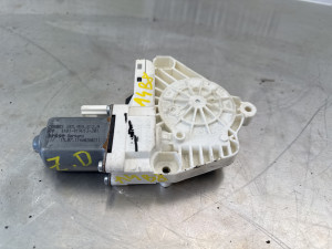 Motoric podizaca stakla z.d Audi A4 B8 (fotografija 2)