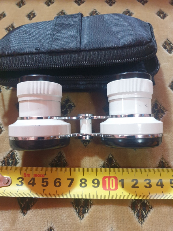 Dvogled pozorisni jacine 2,3x40 ruski