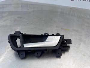 Rucica otvaranja vrata p.d Audi A4 B8 (fotografija 1)