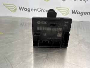 Elektronika vrata p.l Audi A4 B8 (fotografija 1)
