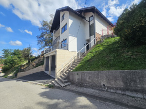Kuća sa okućnicom u Zenici, ulica Podurije photo 3