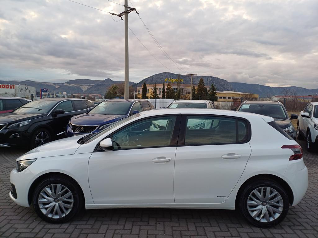 Peugeot 308 1.5 BlueHDI VIRTUAL COCKPIT 2021 GOD