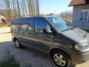 Volkswagen T5 Kombi