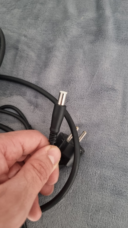 Punjac za Laptop