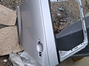 Zadnja lijeva vrata audi a4 b9 8w RS