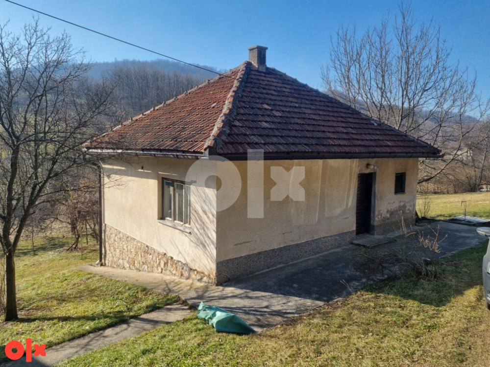Kuća, Vikendica, 1400m2 zemlje, Istocno Sarajevo, Lukavica