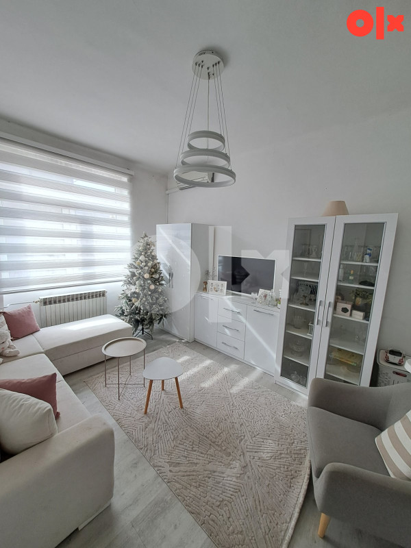 Stan Tuzla 68m2 5