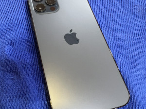 Iphone 12 pro extra stanje