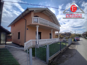 -Brezik- Kuća na sprat, pomoćni objekat i garaža ID 4134/DŠ