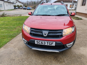 Dacia Sandero Stepway gp 2014 u dijelovima 1.5 dci