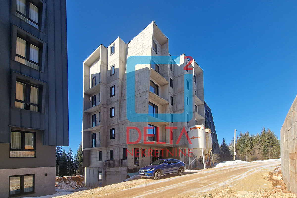 Trosoban apartman sa balkonom / 1.sprat / Jahorina 2