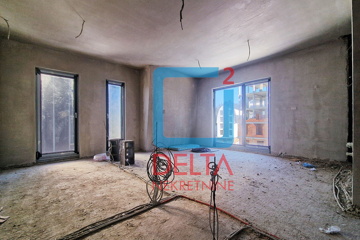 Trosoban apartman sa balkonom / 1.sprat / Jahorina 3