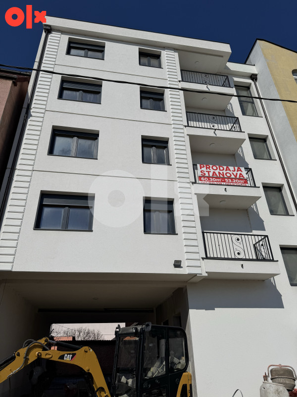 Jednoiposoban  Stan Bijeljina 53 m2 2,3,4 sprat centar 13