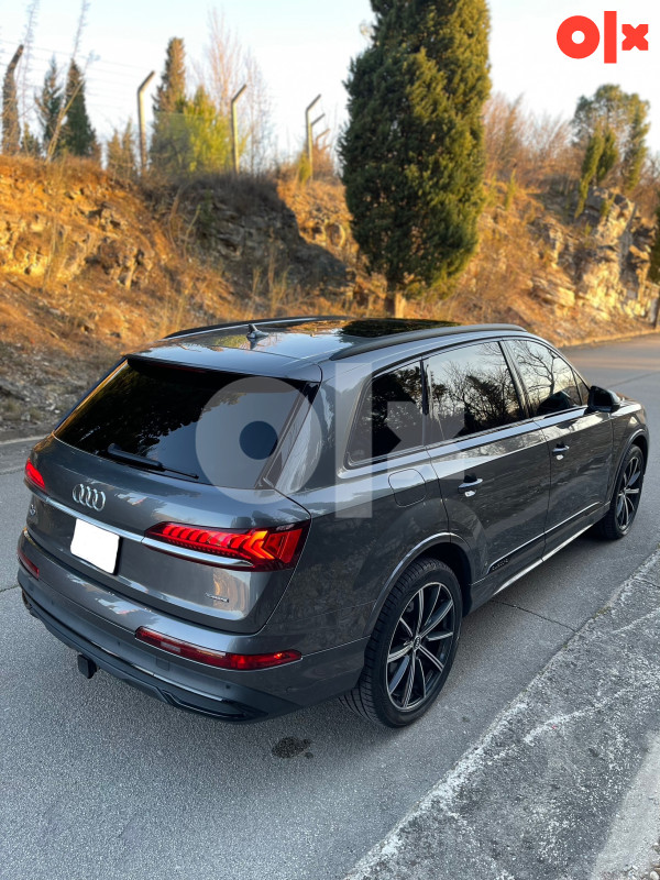 Audi Q7 3.0 Premium Plus/ Full / 7 sjedišta/ Panorama/ Bose/NOVO