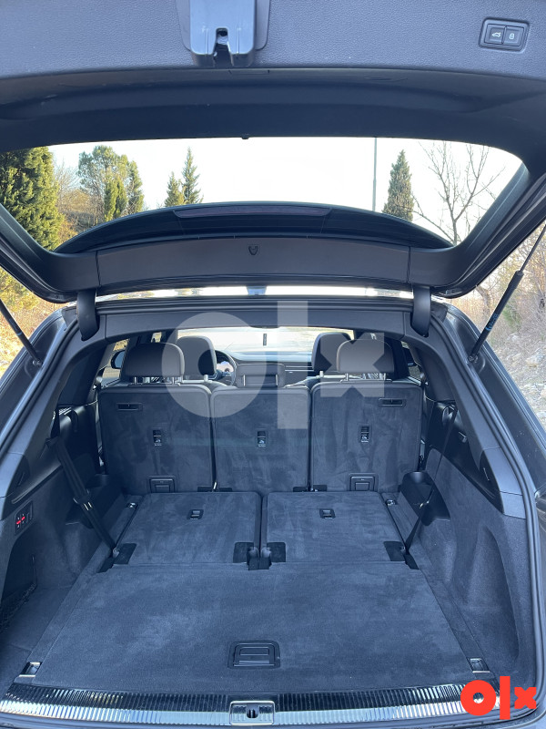 Audi Q7 3.0 Premium Plus/ Full / 7 sjedišta/ Panorama/ Bose/NOVO
