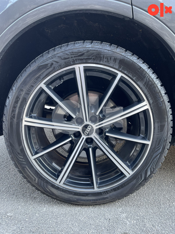 Audi Q7 3.0 Premium Plus/ Full / 7 sjedišta/ Panorama/ Bose/NOVO