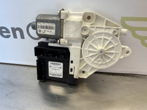 Motoric podizaca stakla prednji desni Volkswagen Golf 5 (fotografija 2)