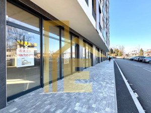 We are renting a commercial space in an attractive location photo 2