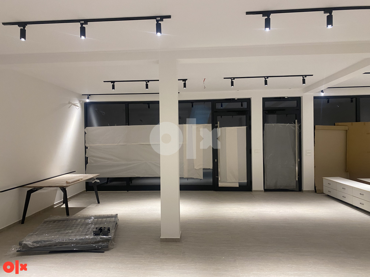 Izdajem Poslovni prostor Visoko,Kralja Tvrtka,Centar 4