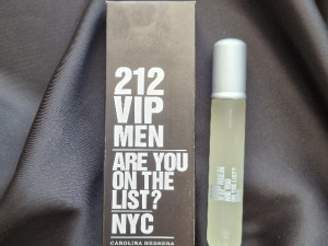 212 VIP Black - Carolina Herrera 20ml muški parfem tester