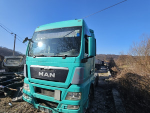 MAN TGX 480 2013 DIJELOVI