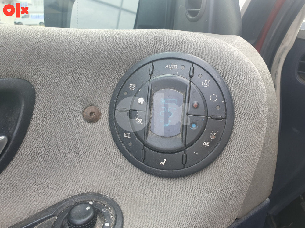 RENAULT ESPACE 2.0 BENZIN 2003 g.p REGISTROVAN,7 sjedišta