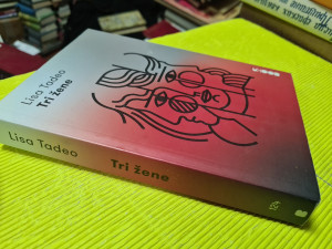 Tri žene - Lisa Tadeo