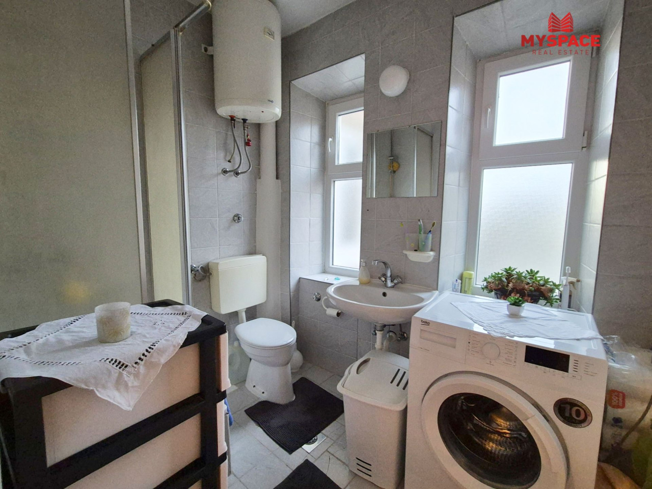 MY SPACE/ Stan/ Centar/ NAMJESTEN/ 107 m2 3