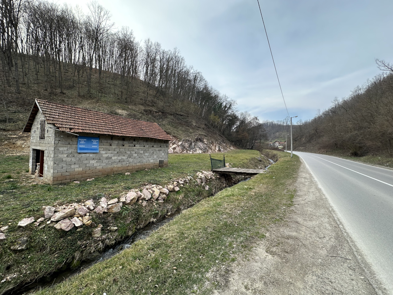 Zemljište pored magistralnog puta - 2531 m2 5
