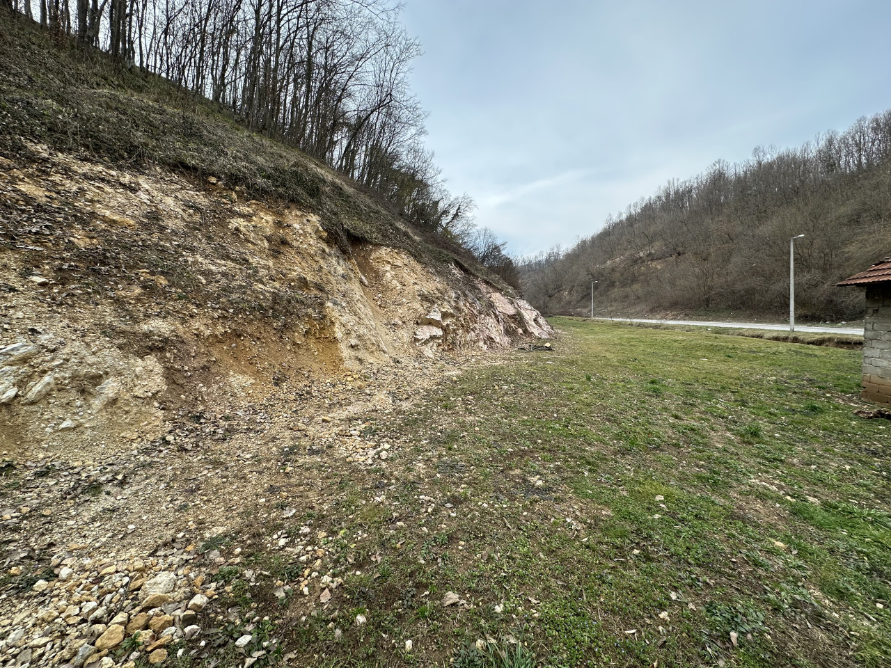 Zemljište pored magistralnog puta - 2531 m2 13
