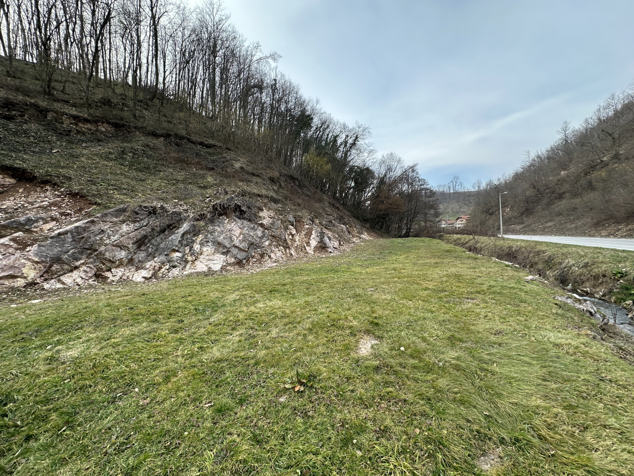 Zemljište pored magistralnog puta - 2531 m2 16