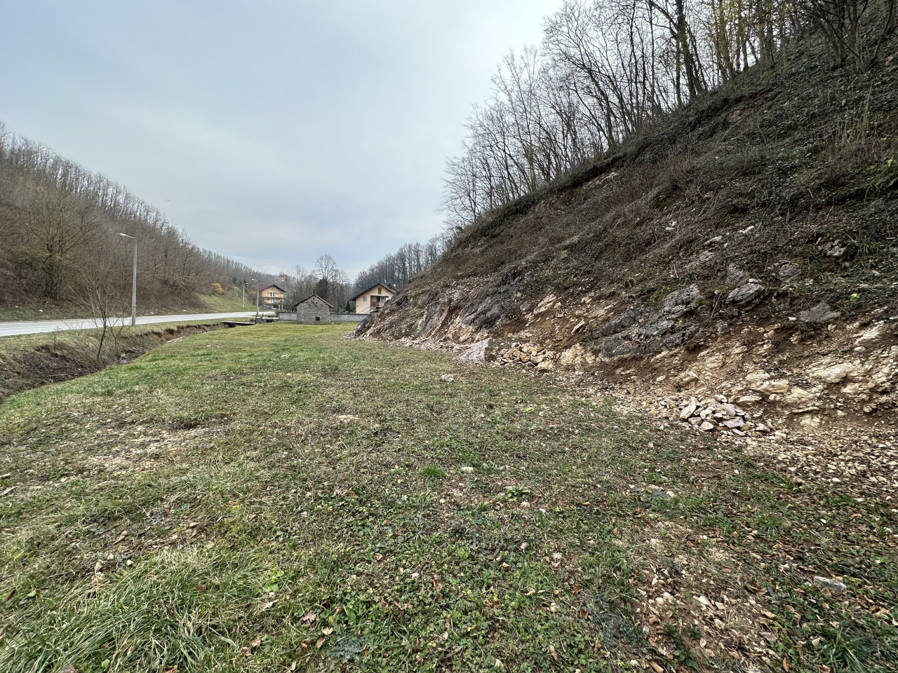 Zemljište pored magistralnog puta - 2531 m2 26
