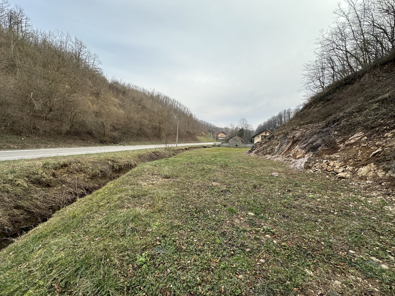 Zemljište pored magistralnog puta - 2531 m2 27