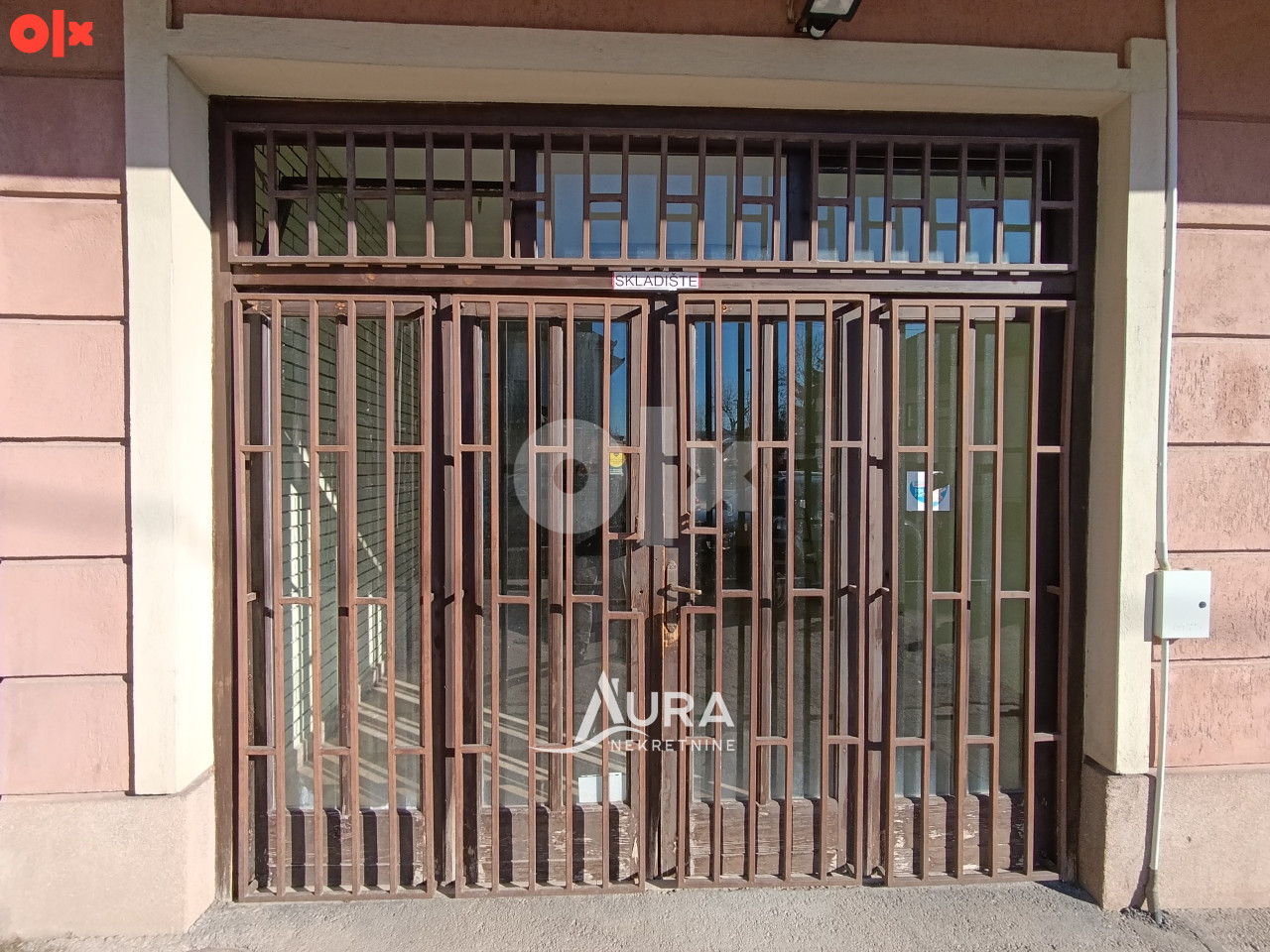 AURA/ Poslovni prostor sa skladištem / Centar, Breka 8