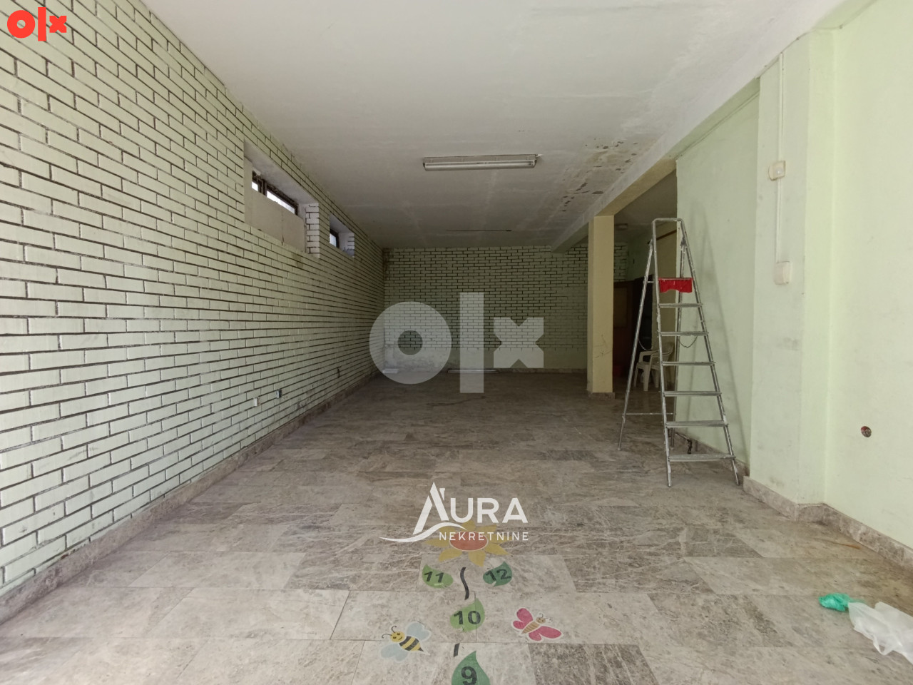 AURA/ Poslovni prostor sa skladištem / Centar, Breka 9
