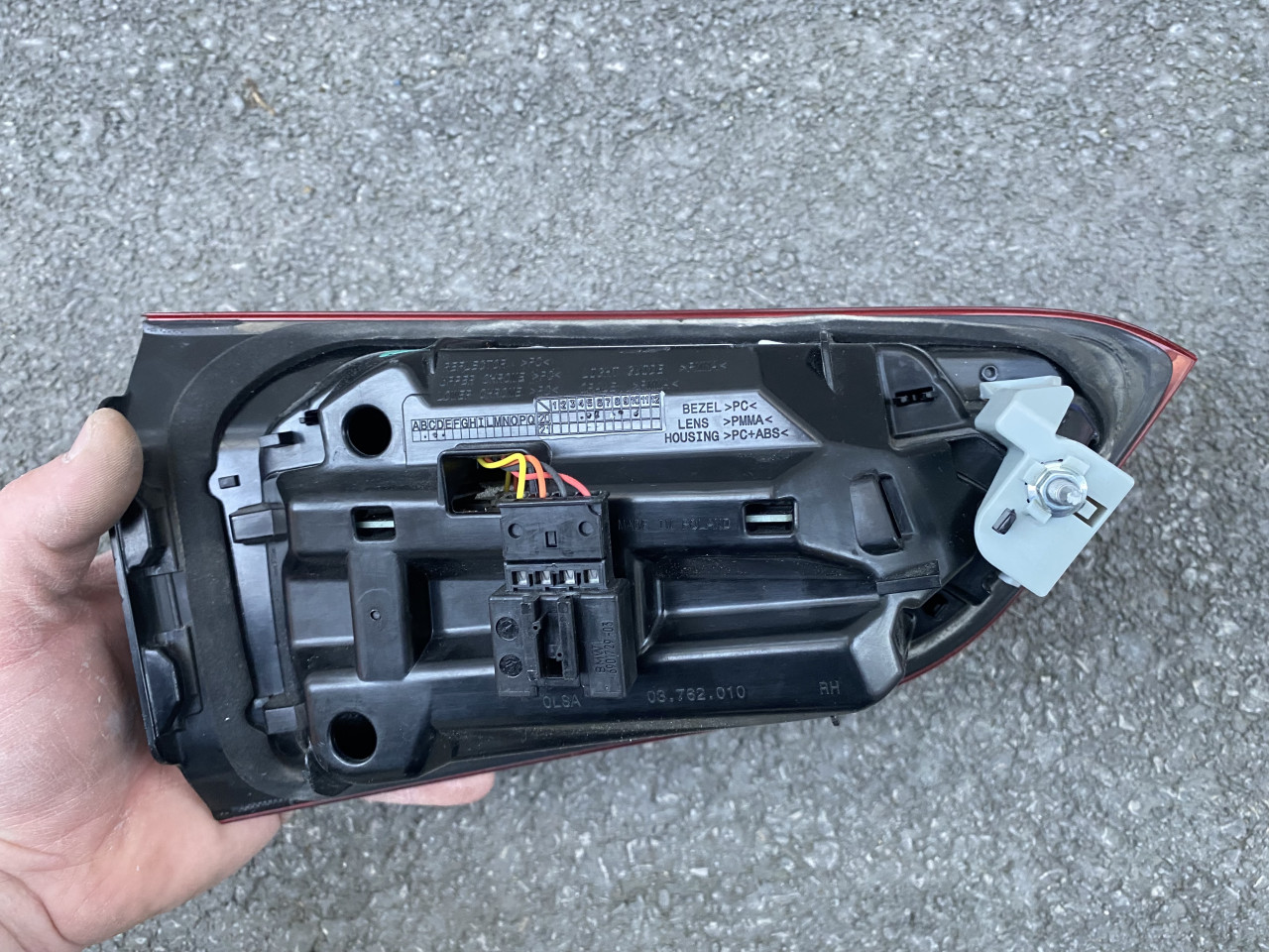 Stopka desna unutarnja H8747771805 f48 bmw x1
